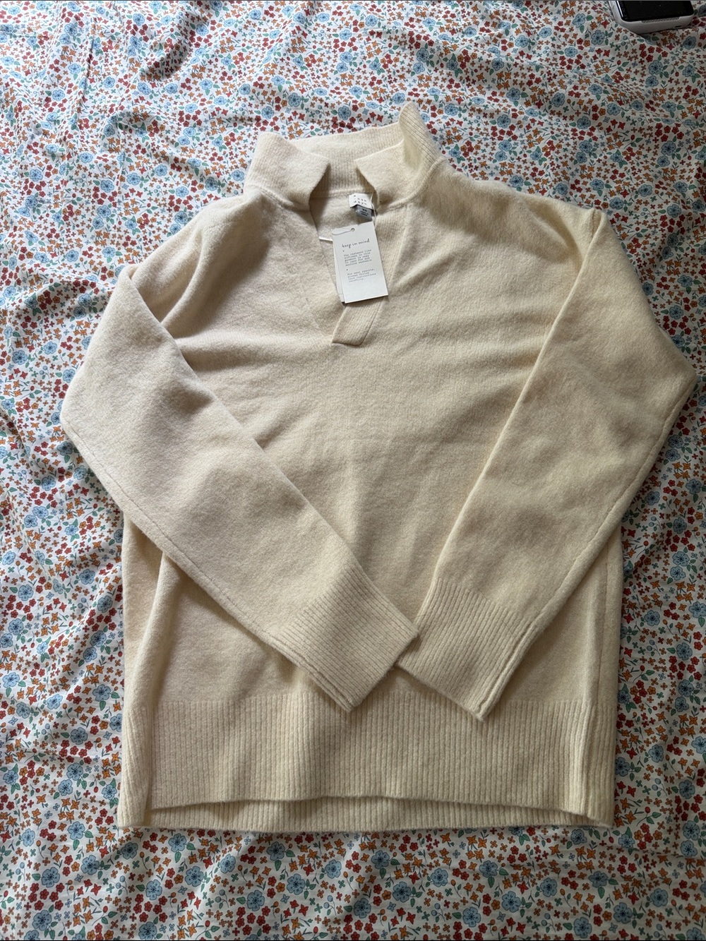 Women’s NWT Cream Sweater